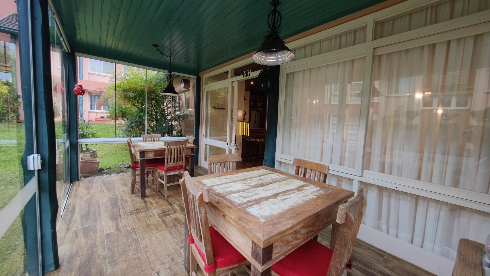 APARTAMENTO A 1000 METROS DO LAGO NEGRO GRAMADO RS