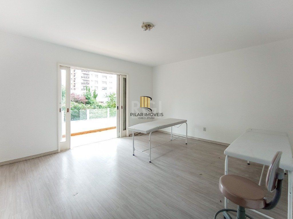 Casa Comercial de Luxo no Centro da Cidade - Oportunidade Única!