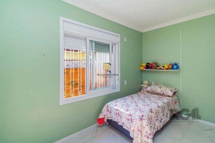 Vendo casa no Bairro Cristo Redentor em Porto Alegre.