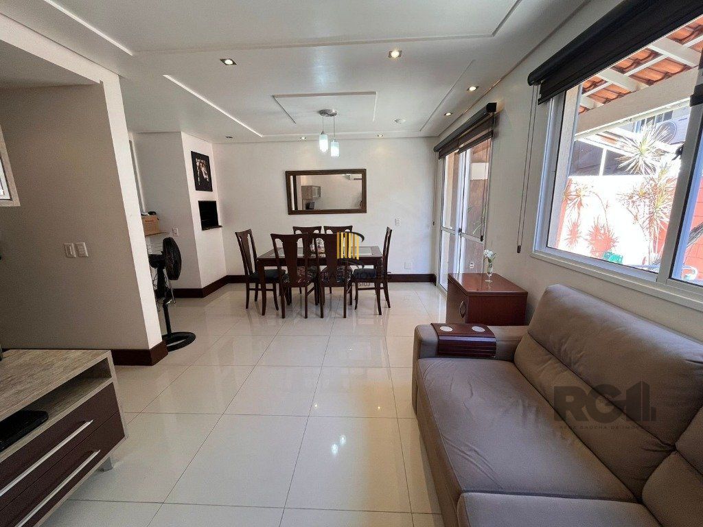 Casa de Condomínio 3 dormitórios no bairro Sarandi