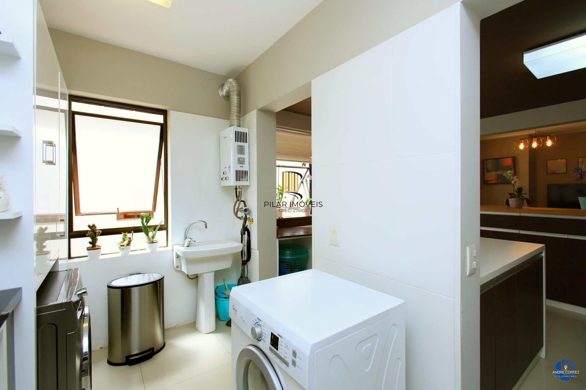 Apartamento 2 dormitórios no bairro Mont Serrat