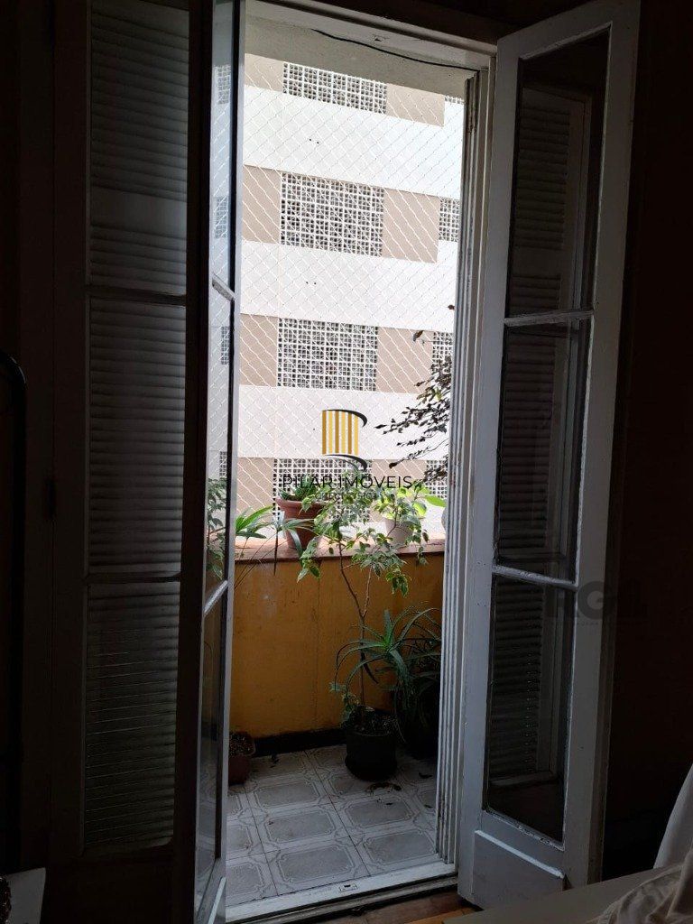 Amplo apartamento no beiro Floresta