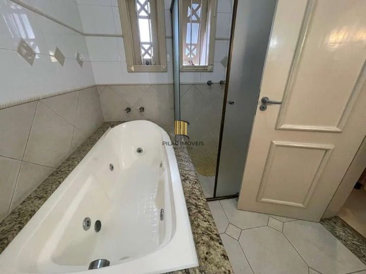 Casa no Bairro Moinhos de Vento em Canoas RS