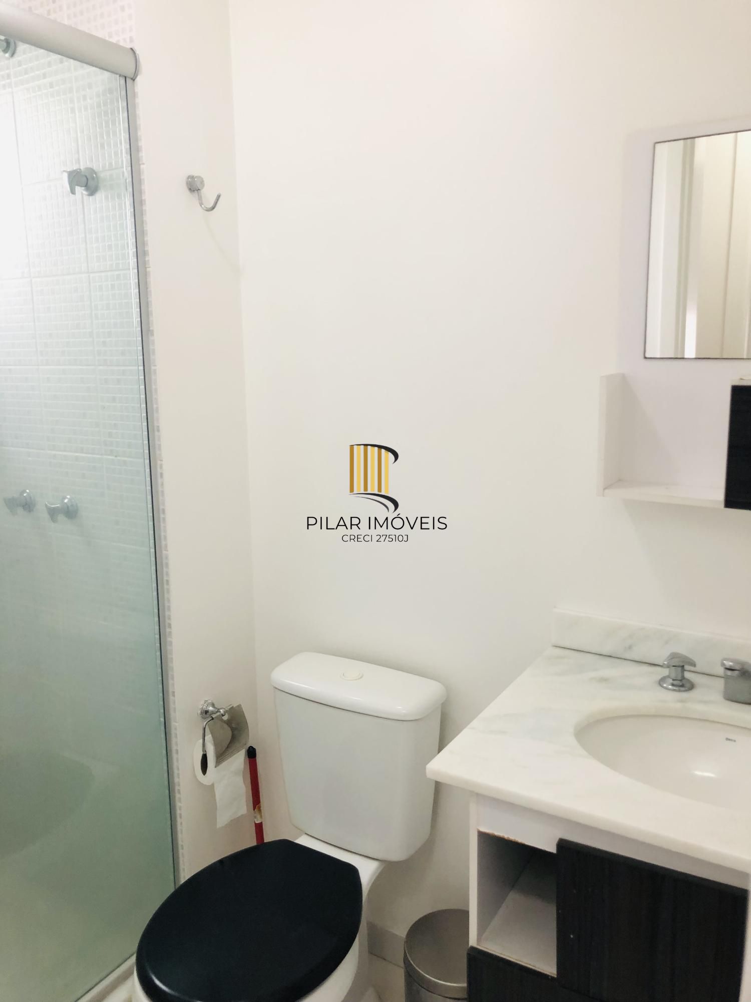 Apartamento 03 dormitorios sendo 01 suite