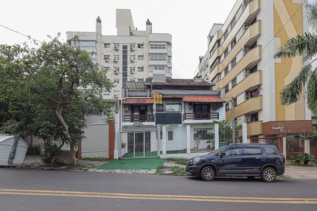 Casa, 3 dormitórios, 2 Suítes,  293,20m², Bairro Bela Vista, Porto Alegre