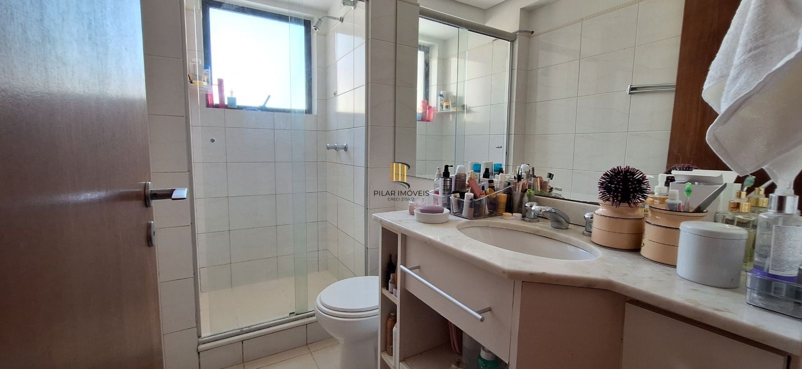 Apartamento 01 dormitório com garagem no Mont Serrat