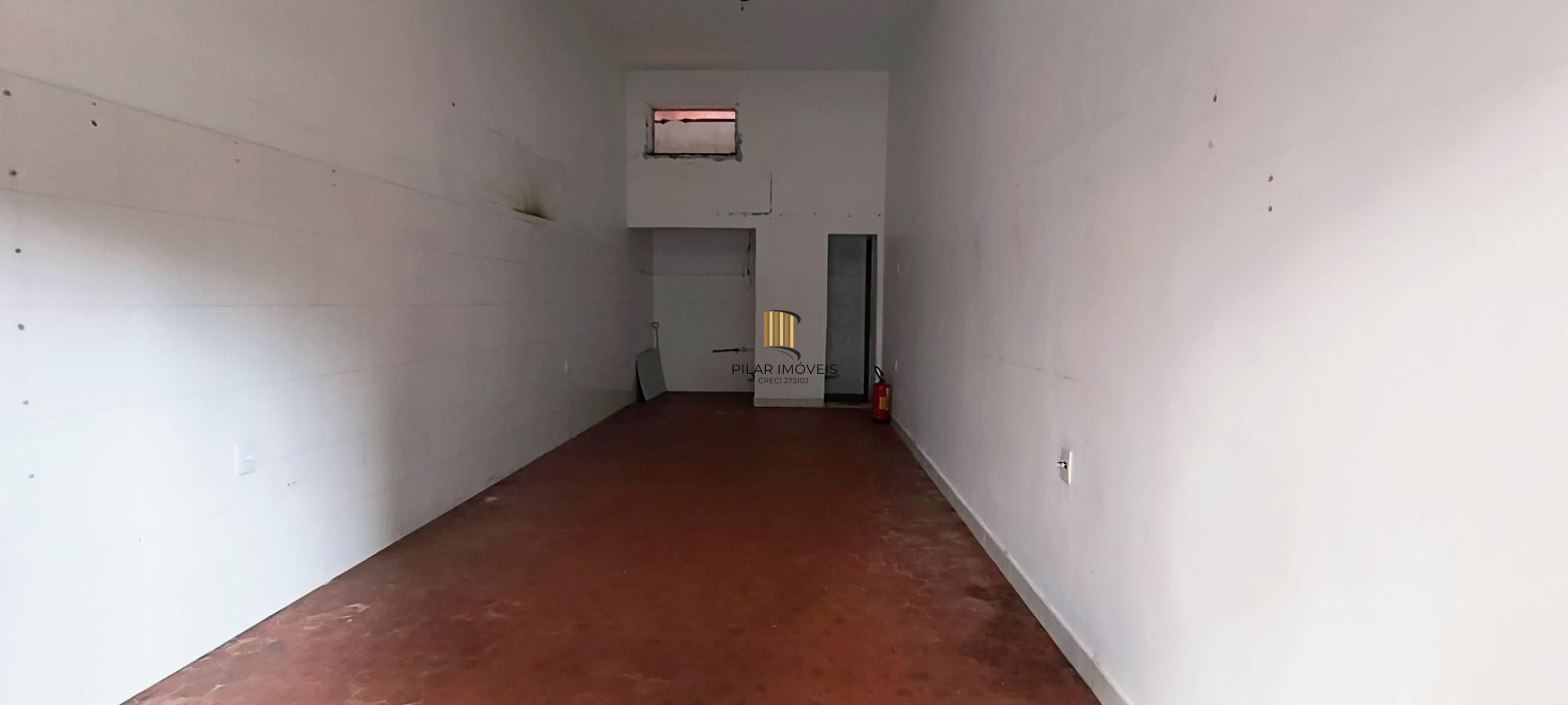 LOJA NO CORAÇÃO DO BAIRRO PETÓPOLIS - Pilar Imóveis