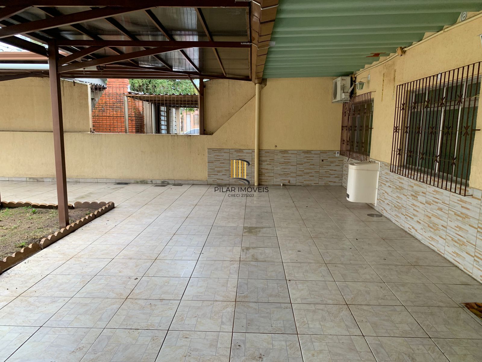 Casa para Venda - 55m², 3 dormitórios, 2 vagas - Rio Branco