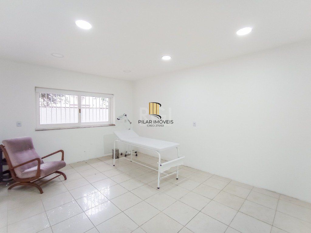 Casa Comercial de Luxo no Centro da Cidade - Oportunidade Única!