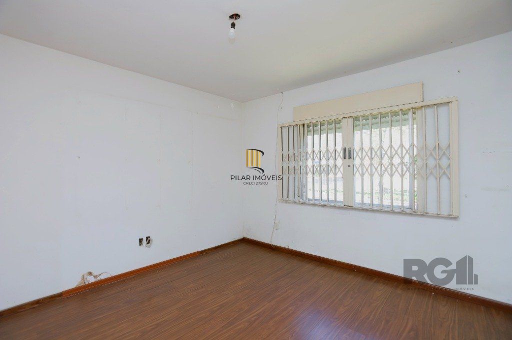 Casa 3 dormitórios no bairro Passo da Areia