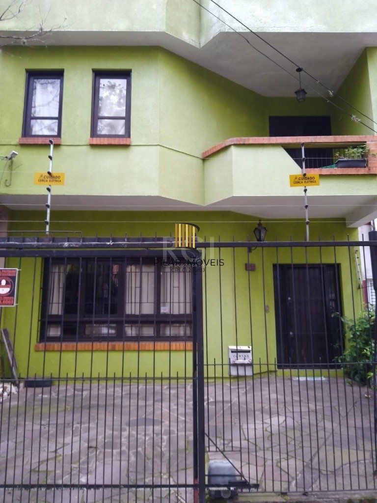 Casa para Venda - 265m², 5 dormitórios, sendo 2 suites, Floresta - Pilar Imóveis