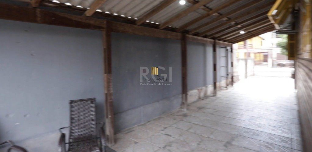 Casa para Venda - 180m², 3 dormitórios, sendo 1 suites, 3 vagas - Sarandi