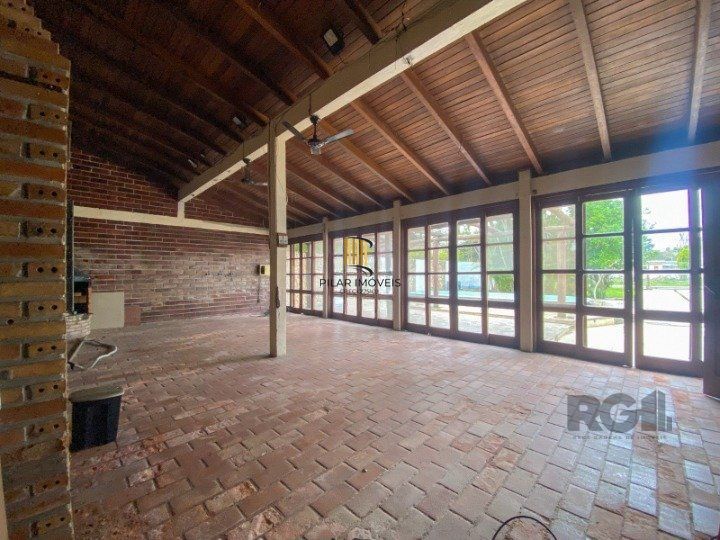 Casa de 4 dormitórios com piscina em Eldorado do Sul