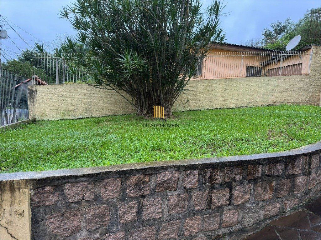 Casa 3 Dormitório(s) Bairro Morro Santana