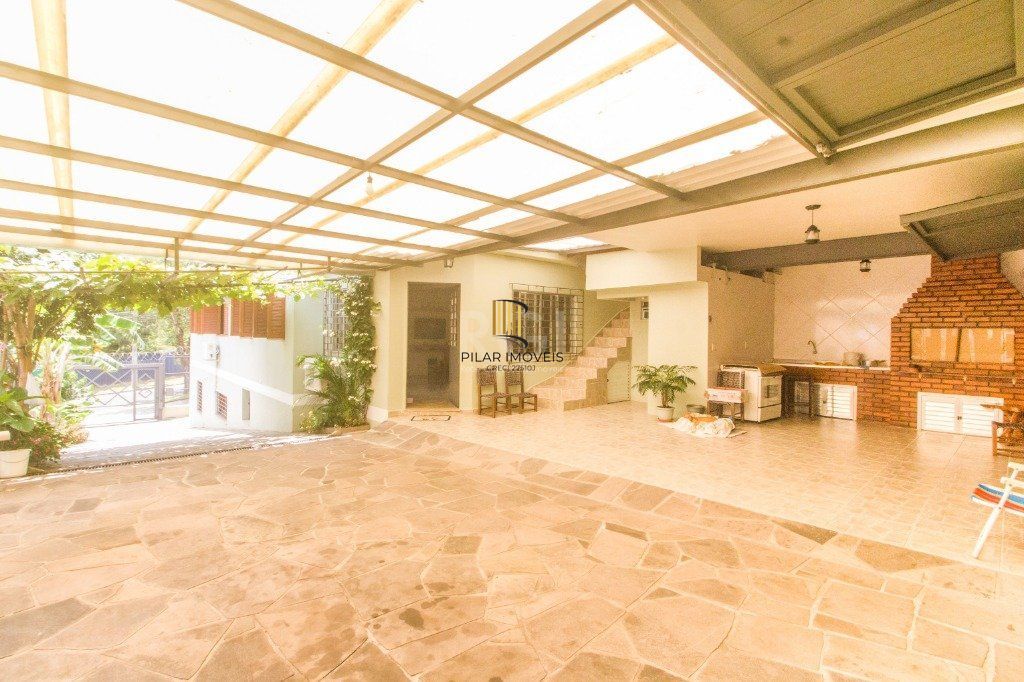 Casa para Venda - 380.83m², 5 dormitórios, sendo 1 suites, 2 vagas - Glória