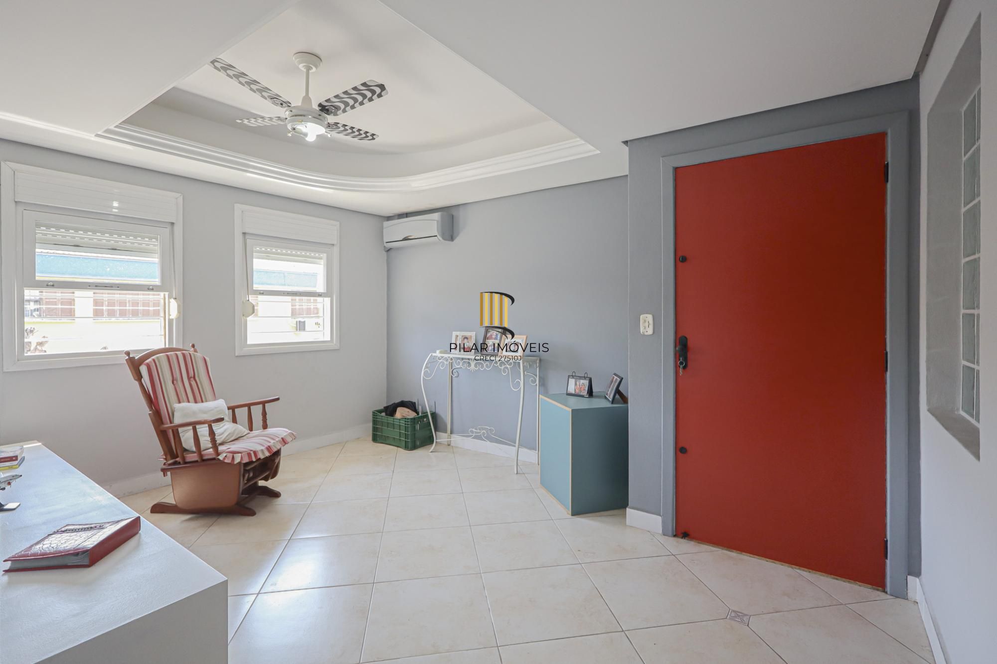 Residência de luxo ! Impecável.. 04 dormitórios , piscina / estuda dação