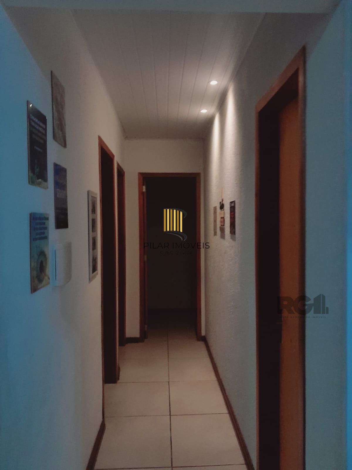 Casa para Venda - 272m², 3 dormitórios, sendo 1 suites, 2vagas - Porto Verde