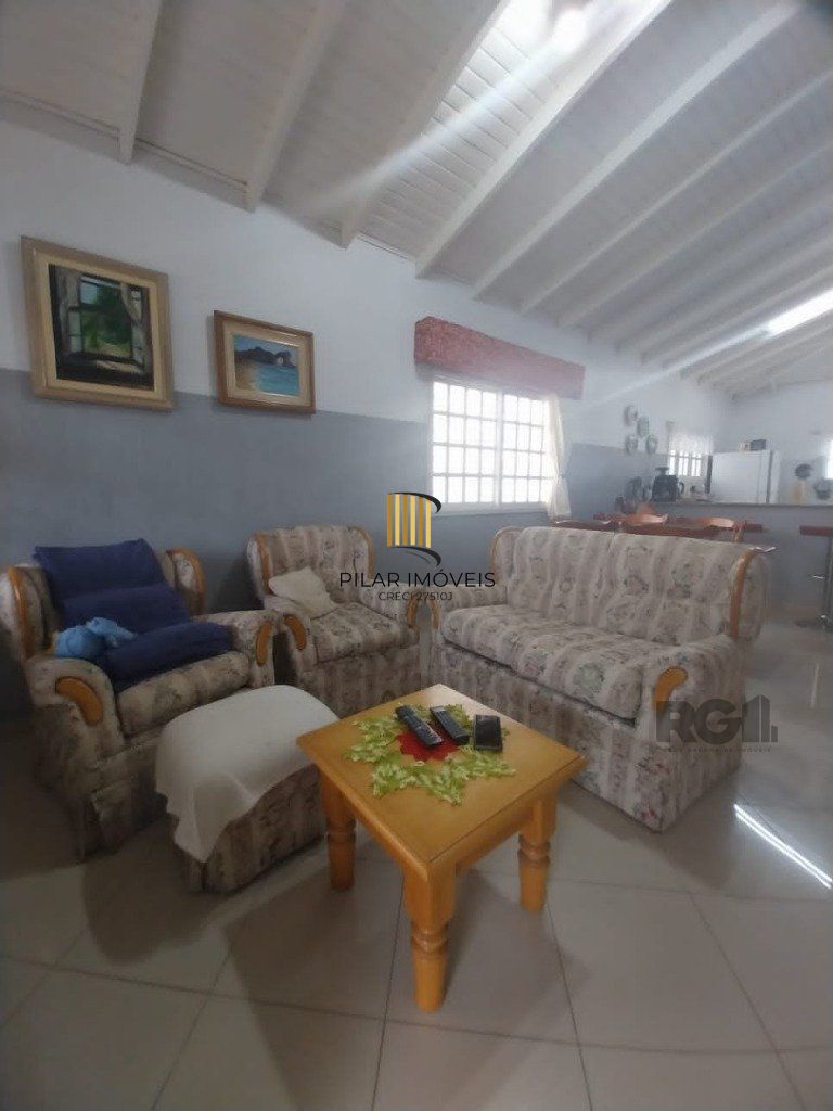 Casa 2 dormitórios no bairro Florida