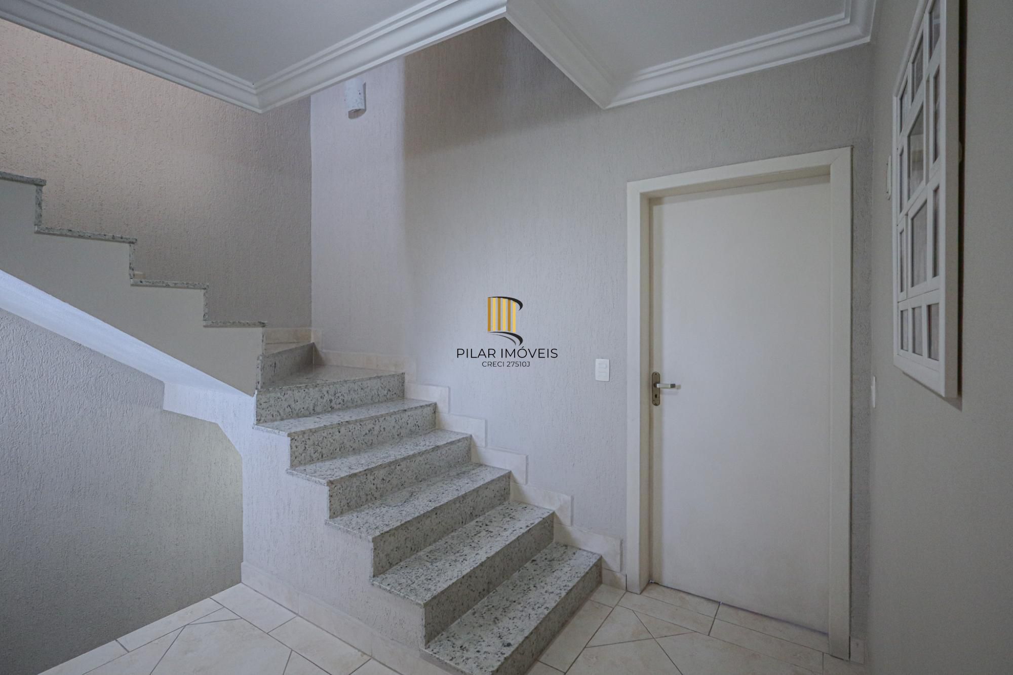 Residência de luxo ! Impecável.. 04 dormitórios , piscina / estuda dação