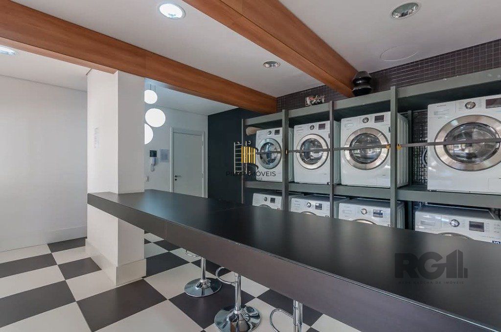 Apartamento 2 dormitórios no bairro São Geraldo
