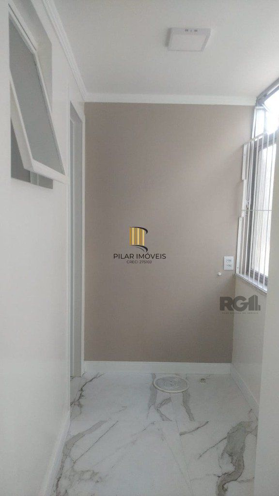 Apartamento 2 Dormitório(s) Bairro Chácara das Pedras