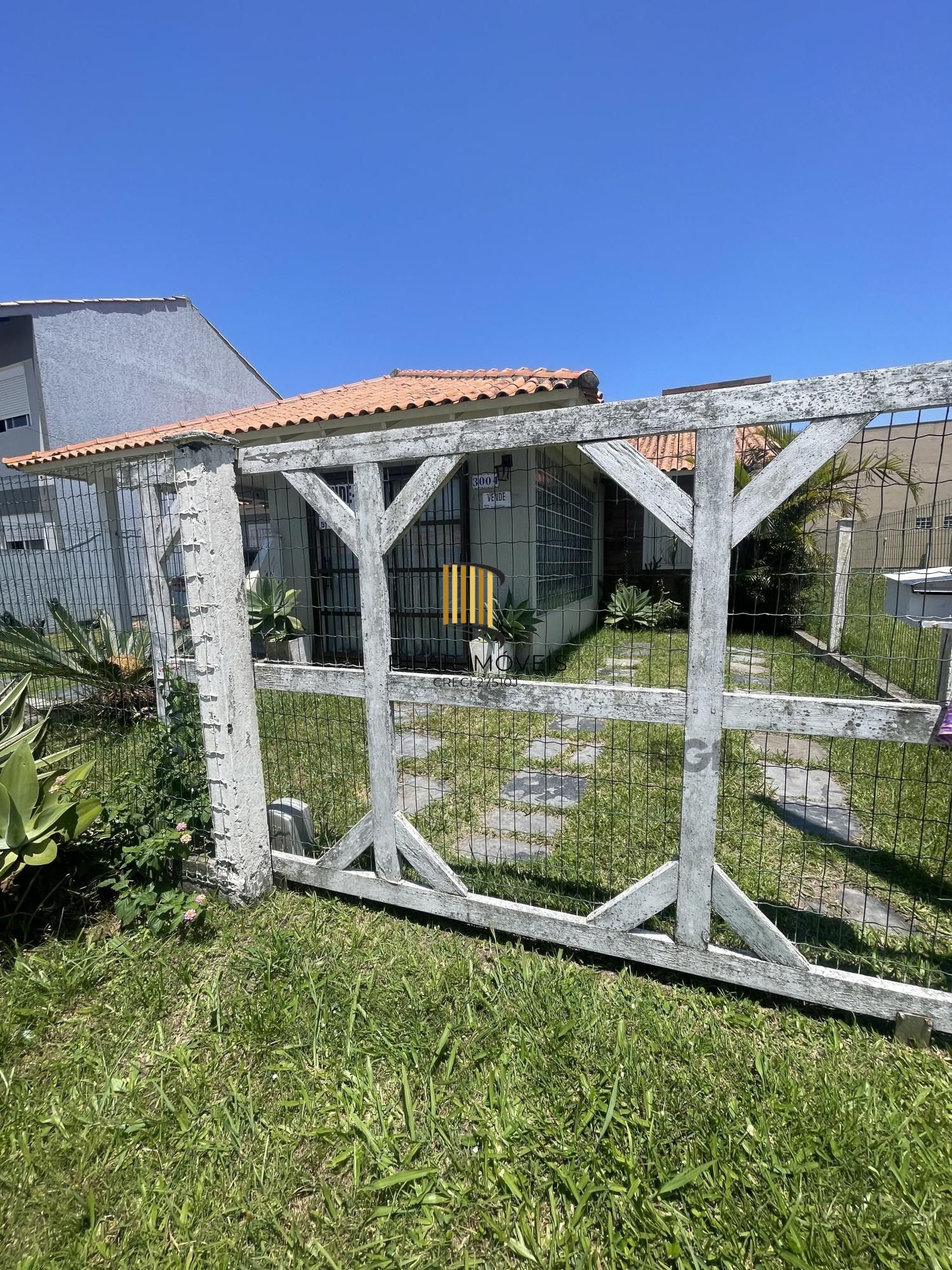 Casa 2 dormitórios no bairro Centro