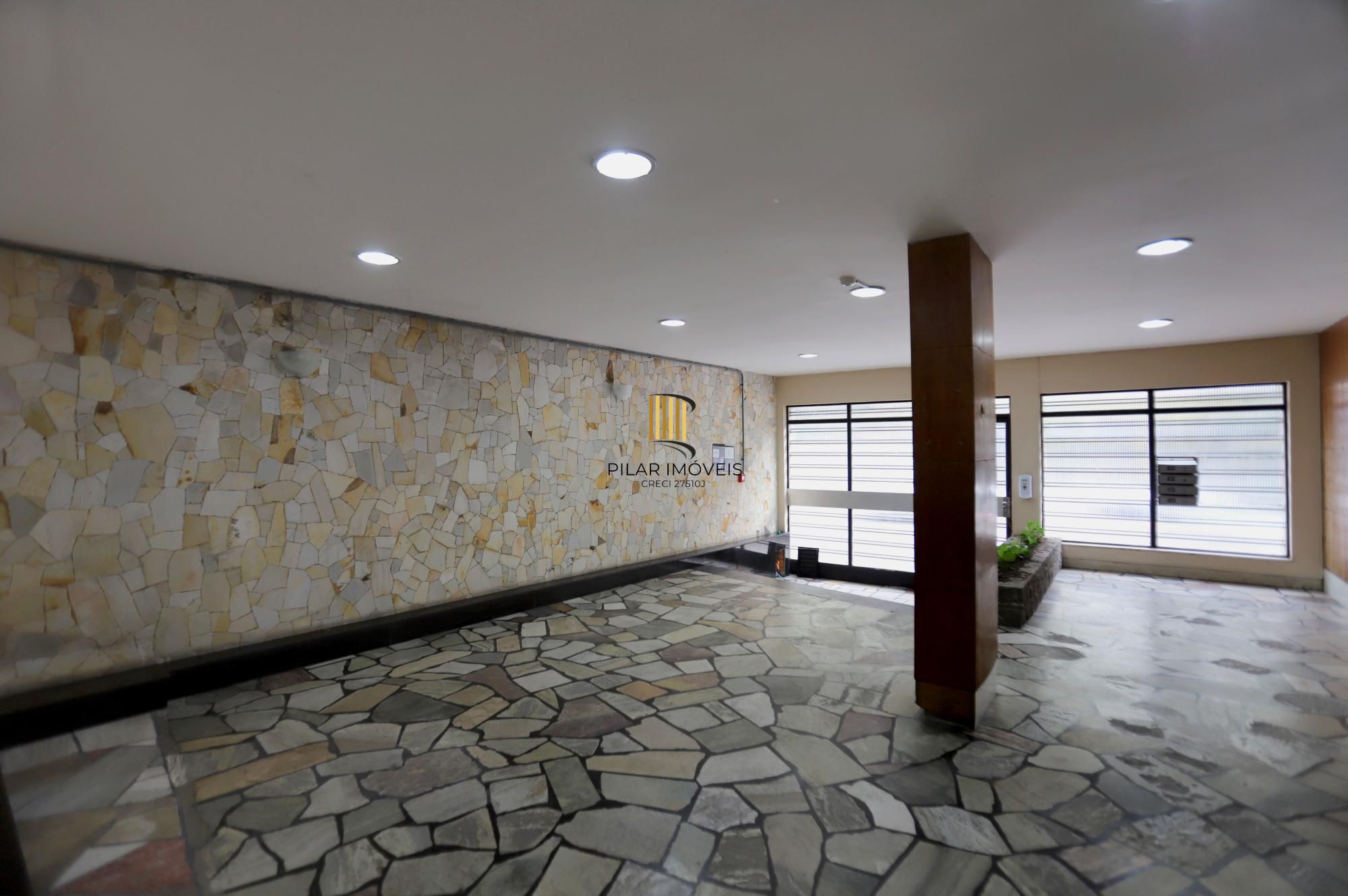 Apartamento 5 dormitórios no bairro Bom Fim