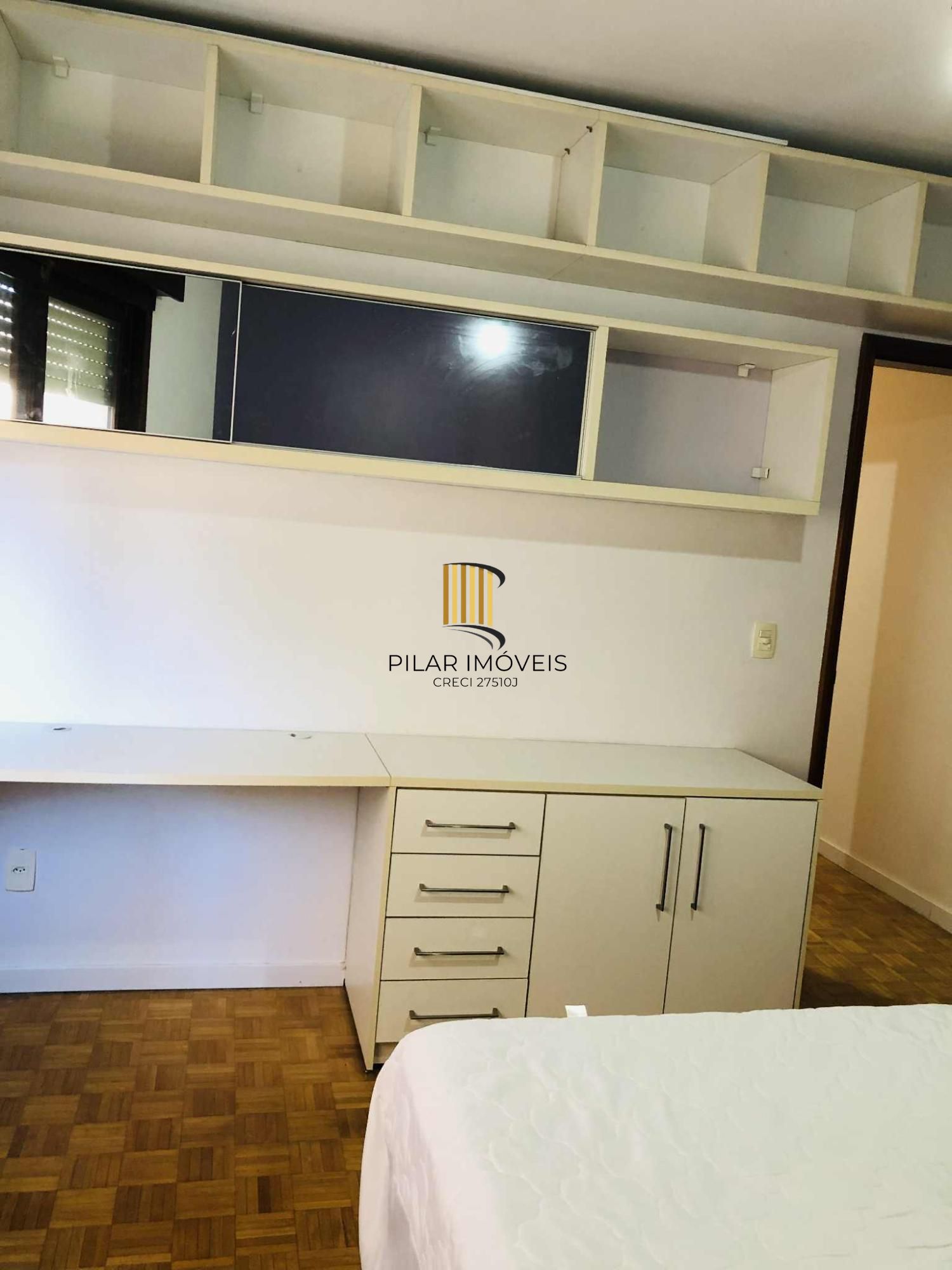 apartamento de 2 dormitórios com garagem no bairro rio branco