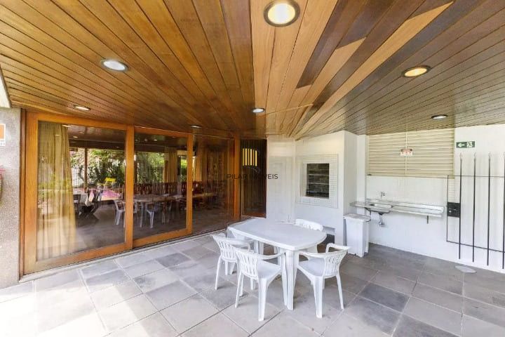 APARTAMENTO 02 DORMITÓRIOS COM CHURRASQUEIRA E GARAGEM