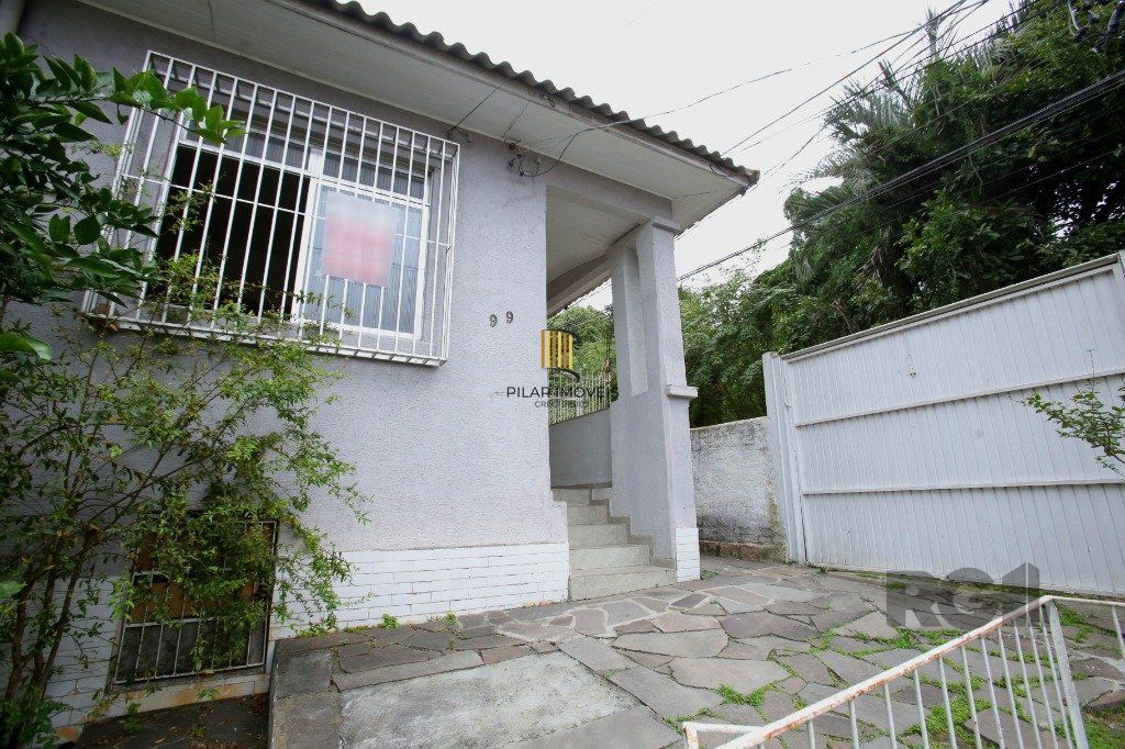 Casa 2 dormitórios no bairro Chácara das Pedras