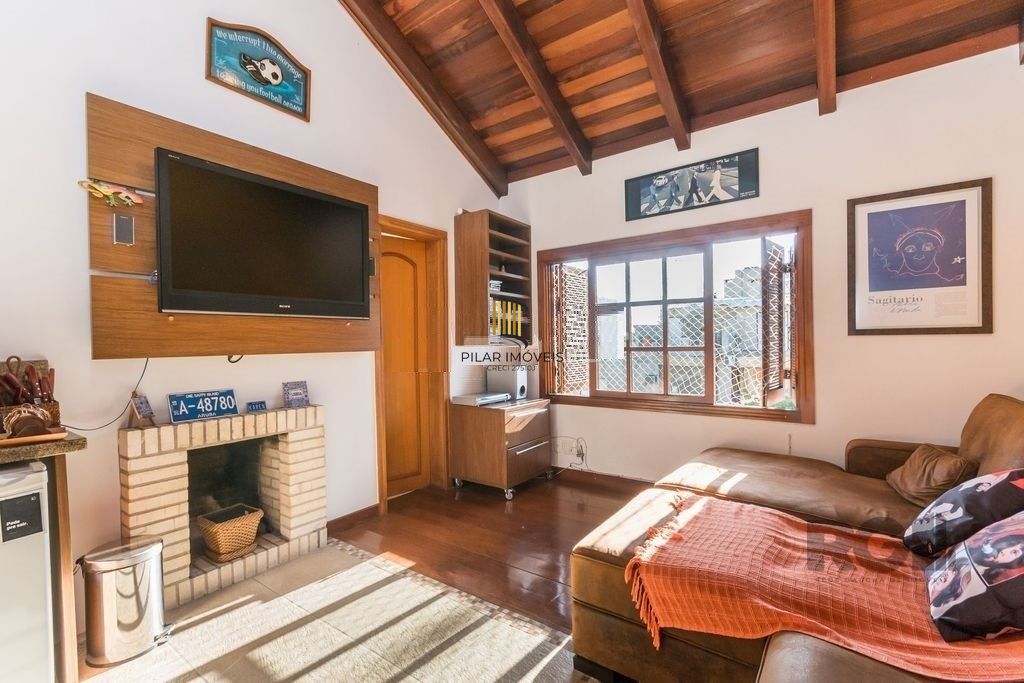 Cobertura 2 dormitórios com 2 vagas no bairro Petrópolis