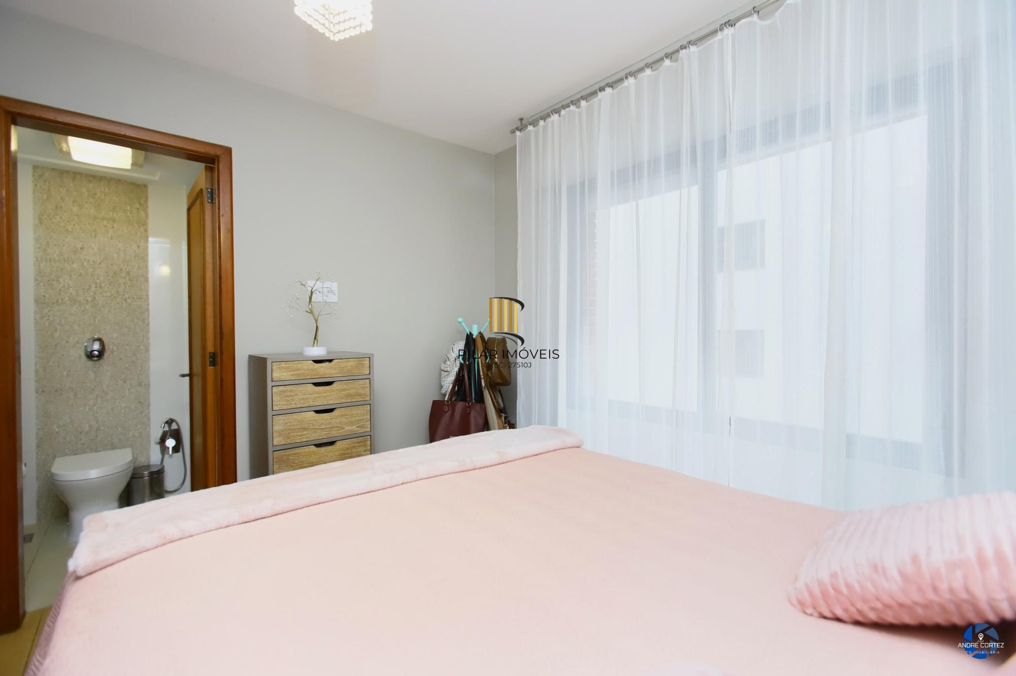 Apartamento 2 dormitórios no bairro Mont Serrat