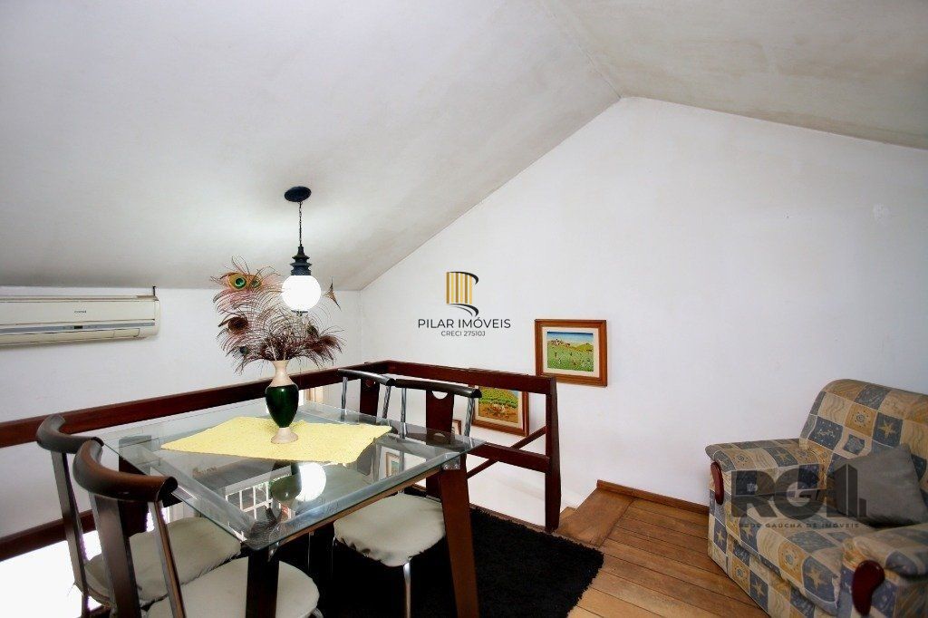 Casa para Venda - 70m², 3 dormitórios, 2 vagas - Jardim Leopoldina