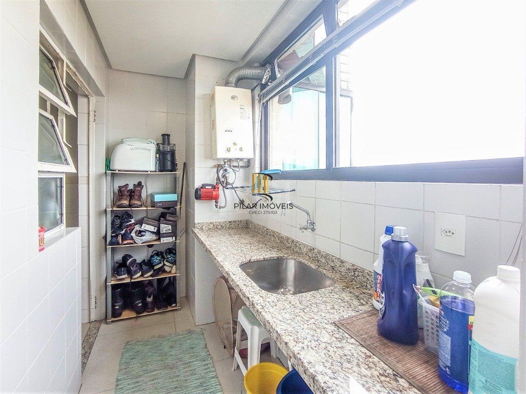 Cobertura para Venda - 174.22m², 2 dormitórios, 2 vagas - Menino Deus