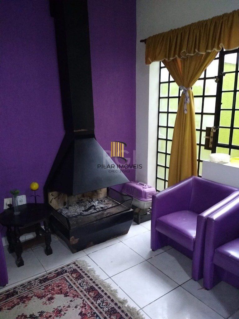 Casa para Venda - 265m², 5 dormitórios, sendo 2 suites, Floresta