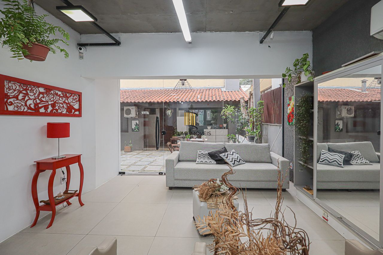 Casa, 3 dormitórios, 2 Suítes,  293,20m², Bairro Bela Vista, Porto Alegre