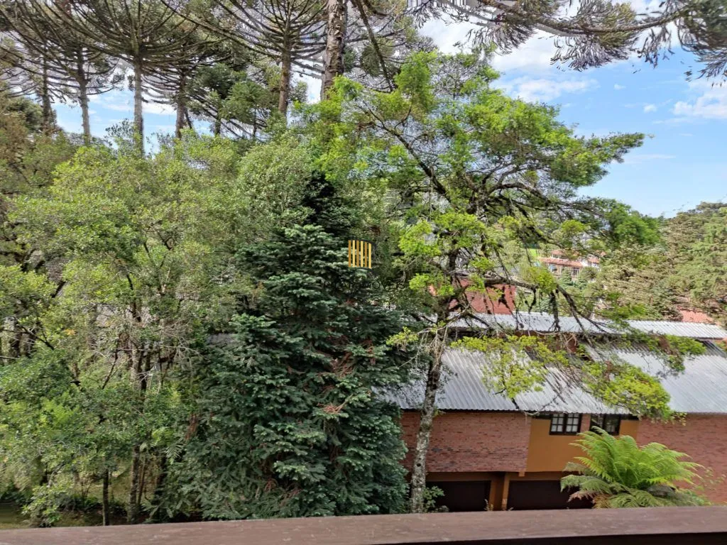 Casa 5 dormitórios no bairro Planalto