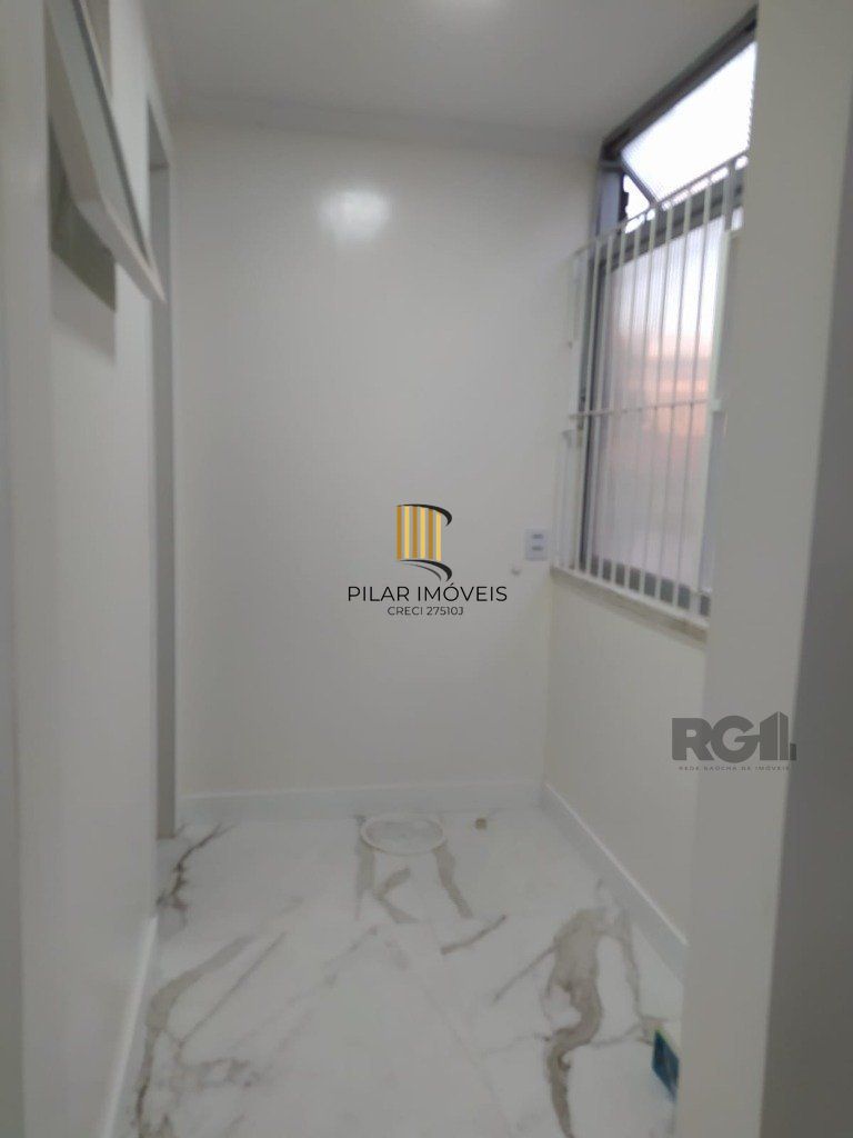 Apartamento 2 Dormitório(s) Bairro Chácara das Pedras