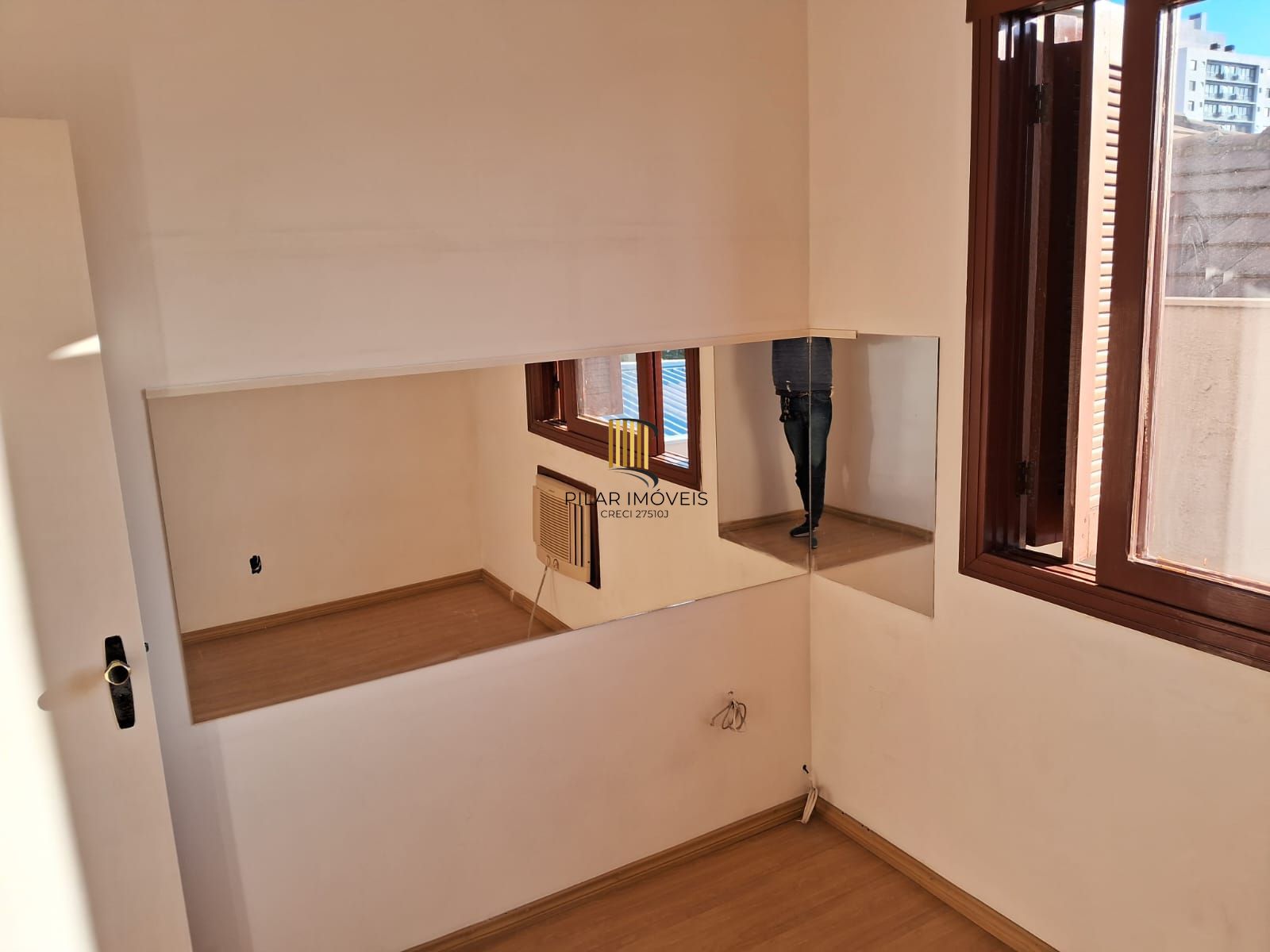 APARTAMENTO COBERTURA COM 02 DORMITÓRIOS, LIVING 02 AMBIENTES COM GARAGEM E BAIXO CUSTO CONDOMINIAL