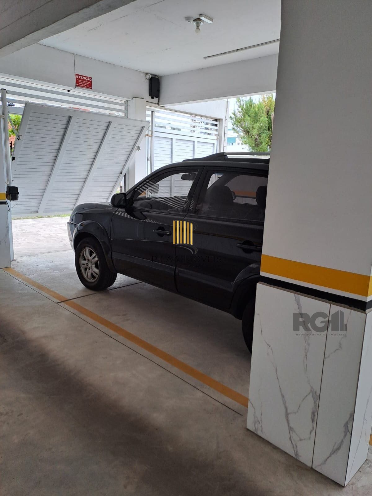 Apartamento para Venda - 68.75m², 2 dormitórios, sendo 1 suites, 1 vaga - Centro