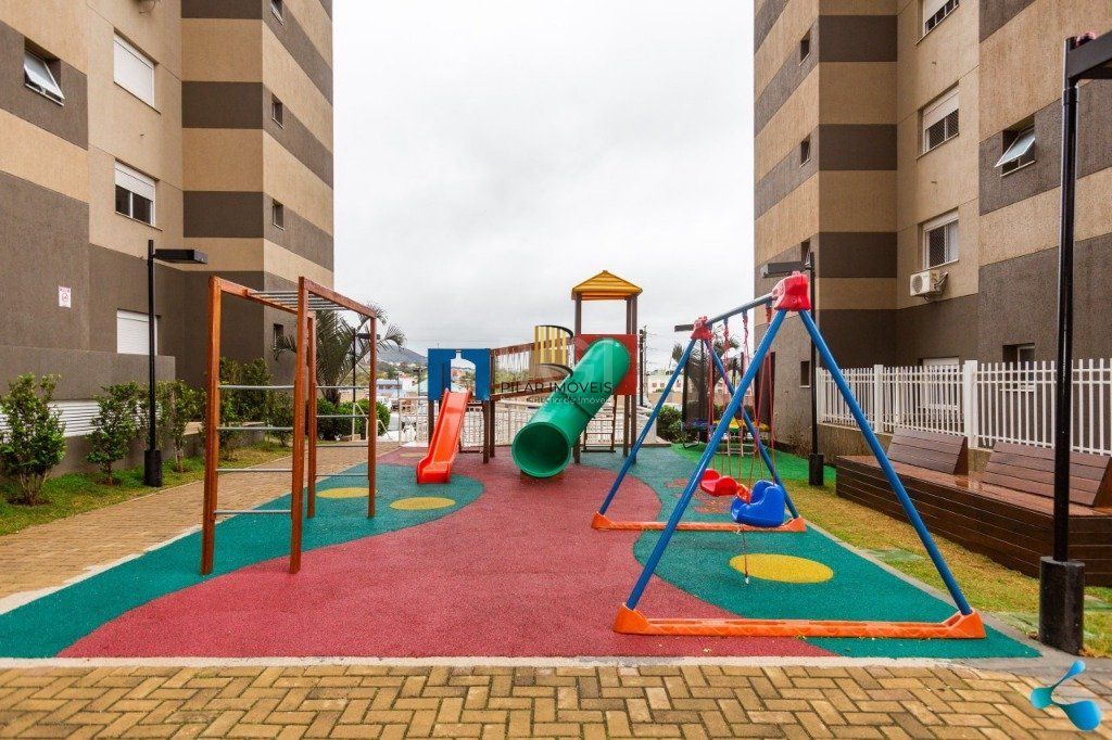 Apartamento 3 dormitórios no bairro Jardim Carvalho