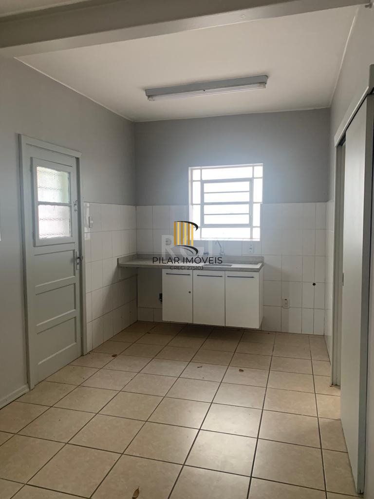 Casa Comercial no bairro Floresta