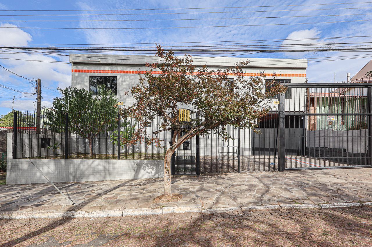 Pavilhao Comercial, Locação / Venda, 596 m², Bairro Partenon, Porto Alegre
