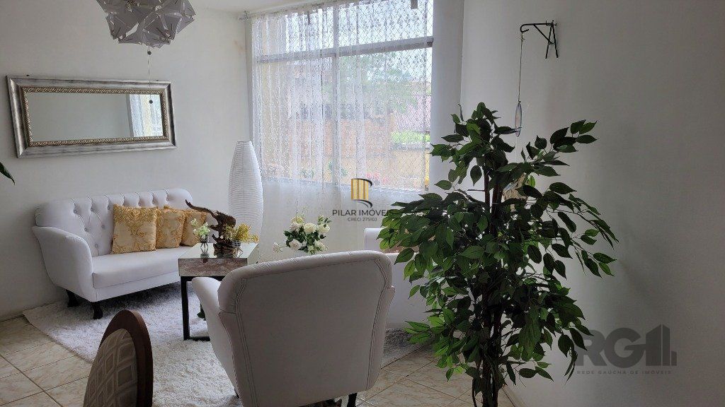 Apt° 2 quartos, 2° andar, O/L no bairro Tristeza