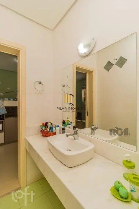 Casa 4 dormitórios no bairro Cristal
