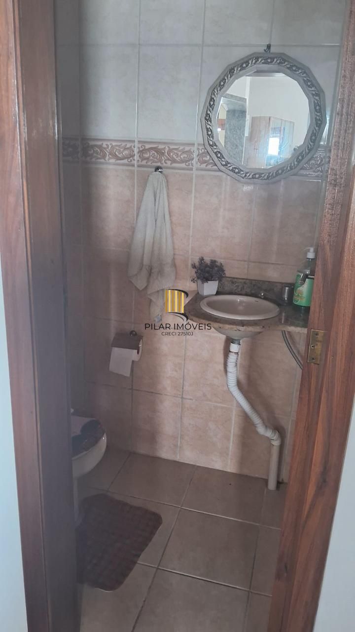 Casa em Ipanema 03 dormitórios, 01 Suíte , 03 vagas.. Aceita veículos / Imoveis