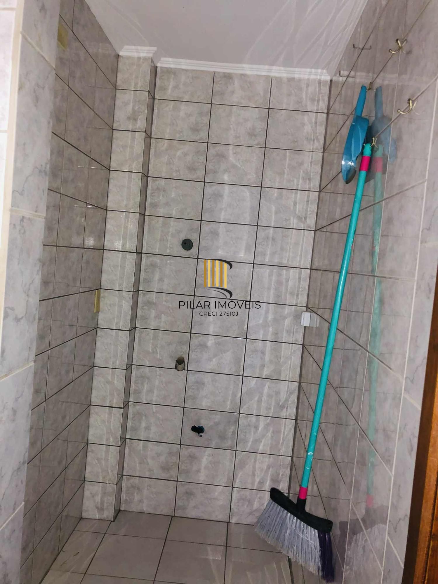 Apartamento Amplo e Pronto para Morar no Bairro Floresta – Porto Alegre