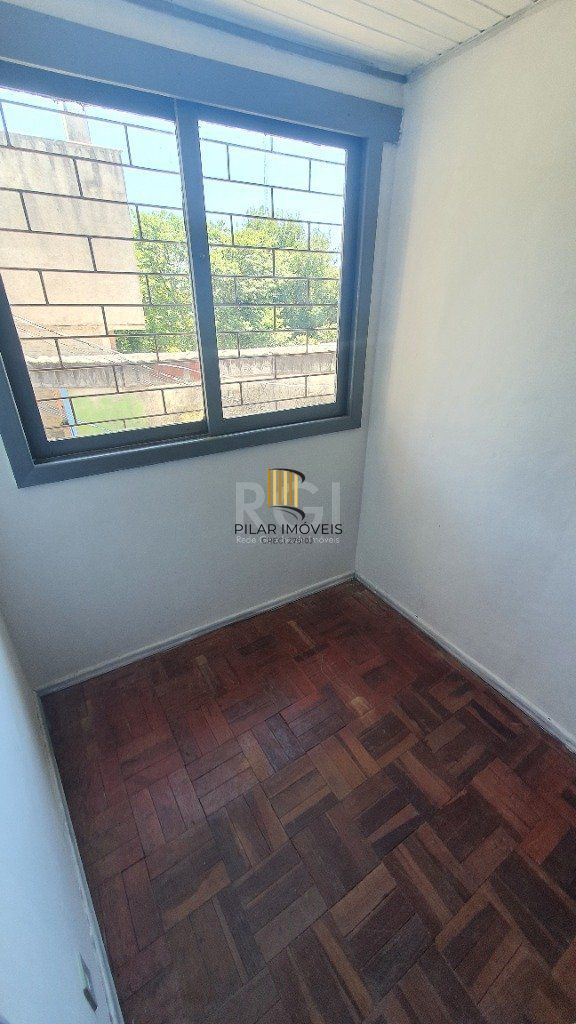 Casa para Venda - 290m², 4 dormitórios, sendo 2 suites, 2 vagas - Cascata