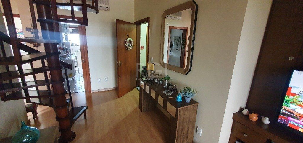 Cobertura para Venda - 140.15m², 2 dormitórios, sendo 1 suites, 4 vagas - Jardim Lindóia