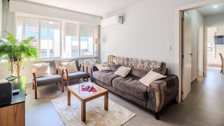 Apartamento 2 dormitórios, sendo 1 suíte, 72 m² de área privativa e 2 vaga(s) de garagem. Localizado na Rua/Av. Bagé, no bairro Petrópolis em Porto Alegre.